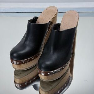 Zara Platform Leather Studded Clogs woman’s in size 39 (8, 8.5 US )
